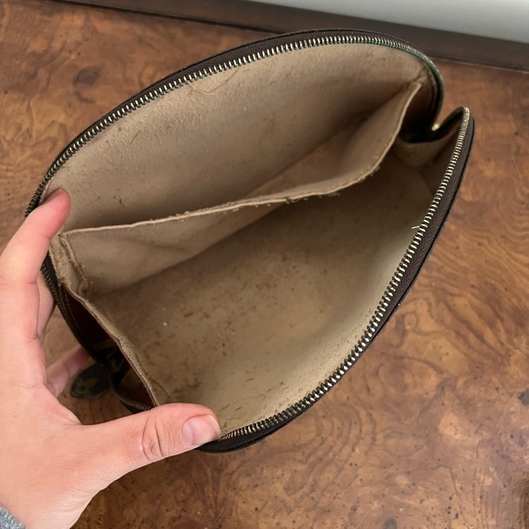 Louis Vuitton half moon bag - Picture 7 of 7